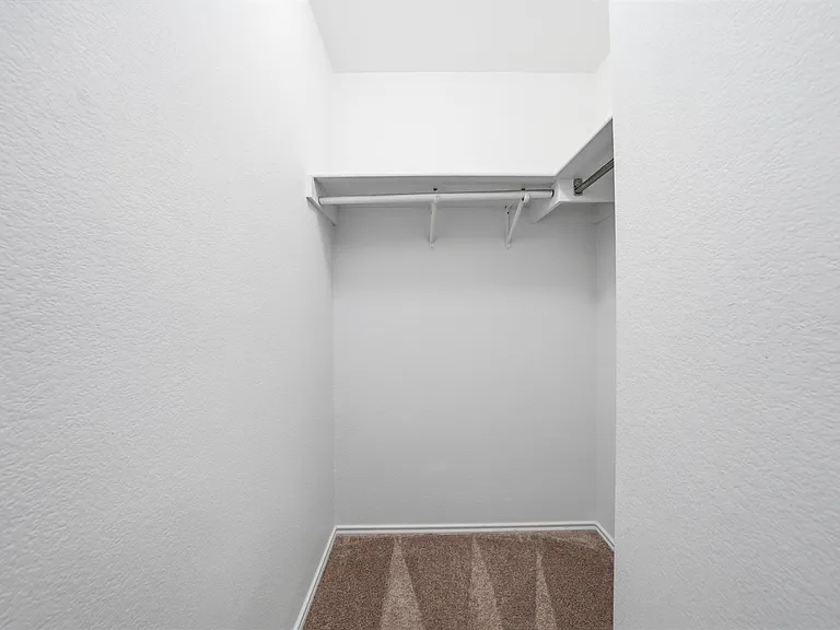 1304 Irene Dr — Photo 34