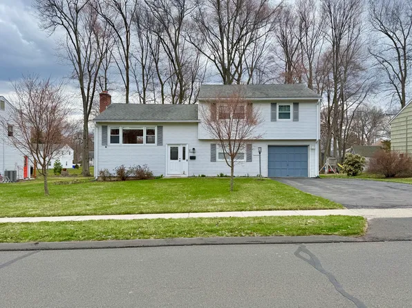 47 Fuller Dr, West Hartford, CT 06117