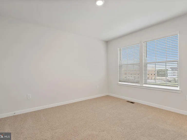 16639 Green Glade Dr — Photo 20