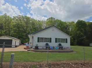 4287 Flucom Rd, De Soto, MO 63020