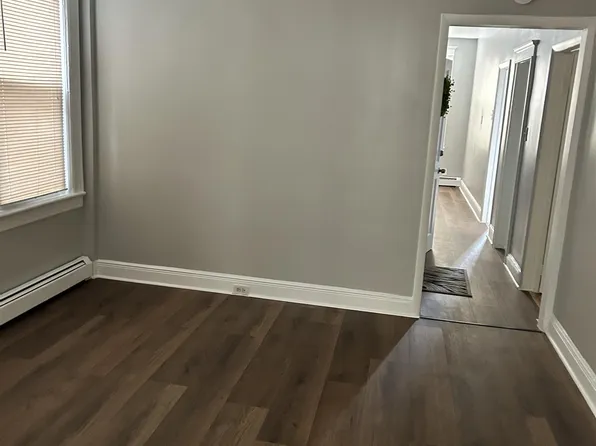 24 Eastern Parkway image 16 of 19