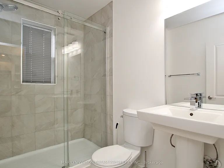 35 Donald St #3 — Photo 23