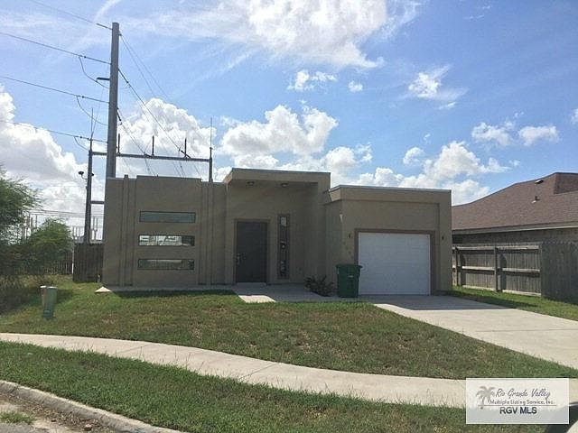 1st image of 4545 Espinosa Ln