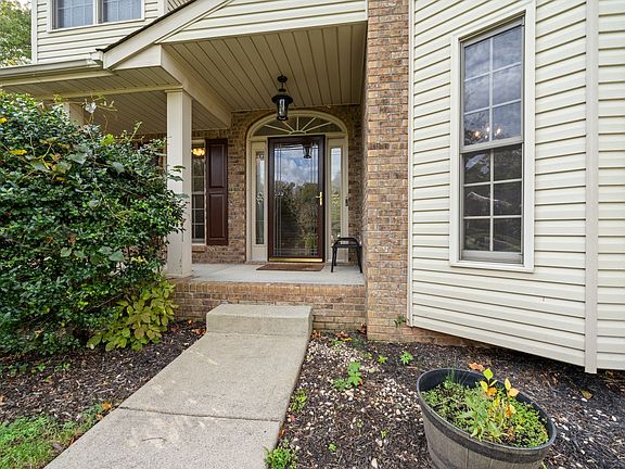 4th image of 1231 Kensington Ct