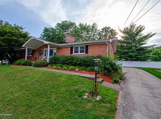 1115 Hennepin Dr, Louisville, KY 40214