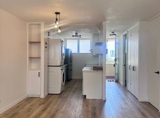 780 Amana St APT 1004, Honolulu, HI 96814