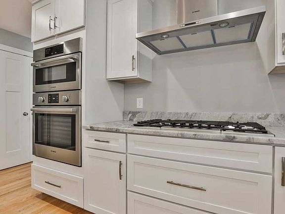 5th image of 9 Marjorie Dr #J-16-6