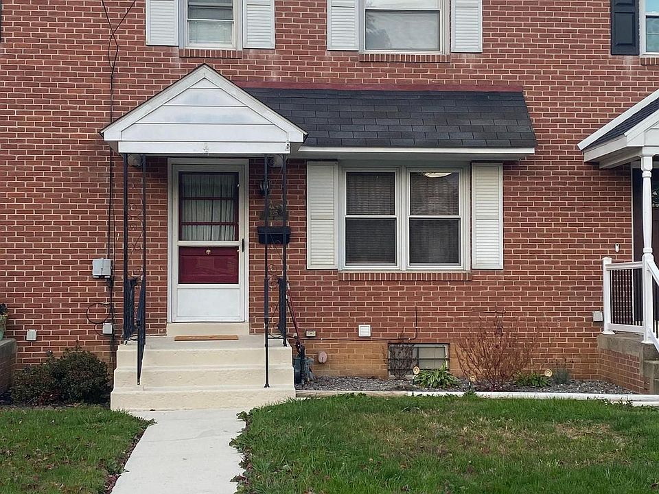 2nd image of 125 Euclid Ave