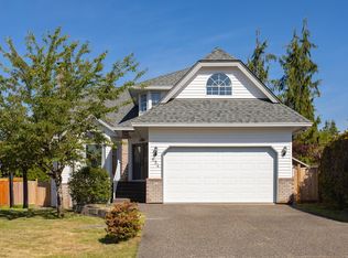 654 Walnut Pl, Coquitlam, BC V3J 7T5