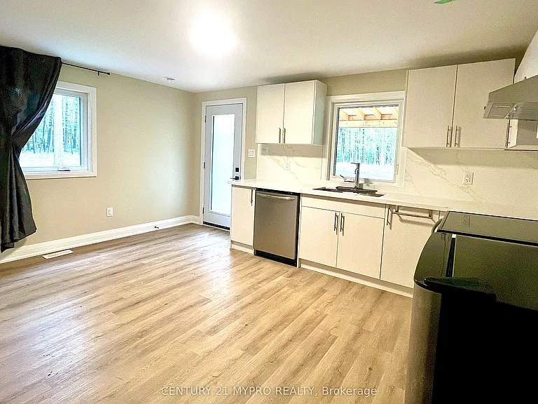 2525 Vivian Rd #2 — Photo 3