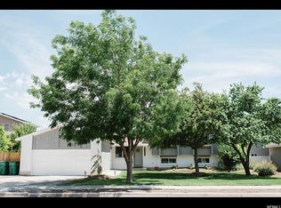 12737 S Gilbert Dr, Riverton, UT 84065