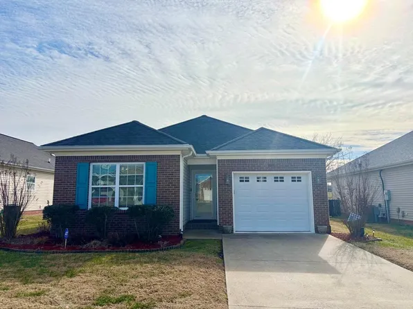 105 Saddlebrook Ct, Hopkinsville, KY 42240