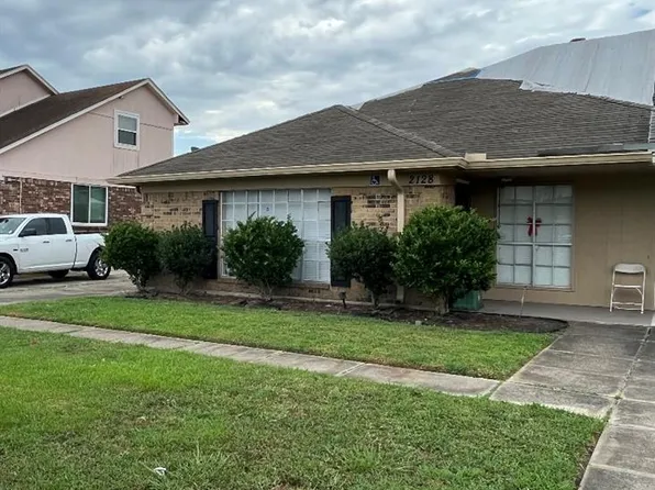 2128 Snowbird Dr, Harvey, LA 70058