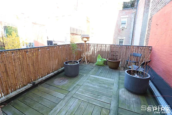 Rented by Spire Group | media 59