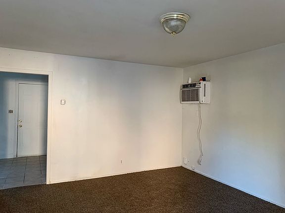 2nd image of 5732 Dewey Blvd