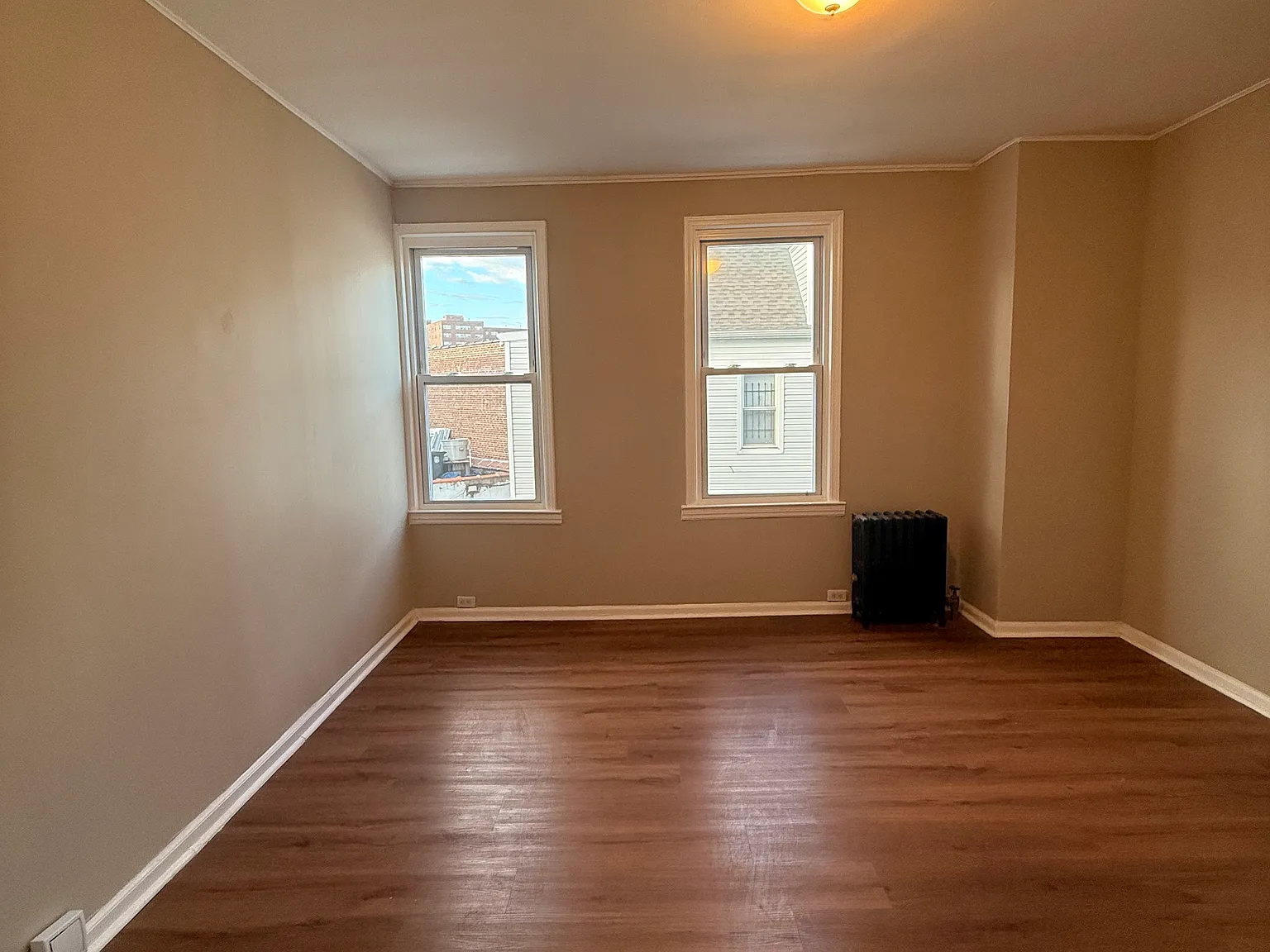 3 bed, $2,295 — Photo 4