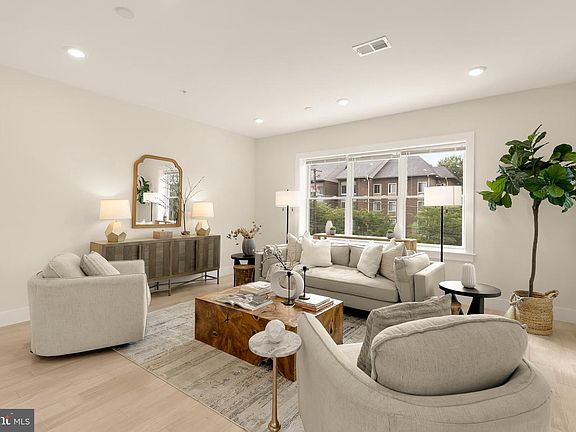 2nd image of 502 Edgewood St NE #2