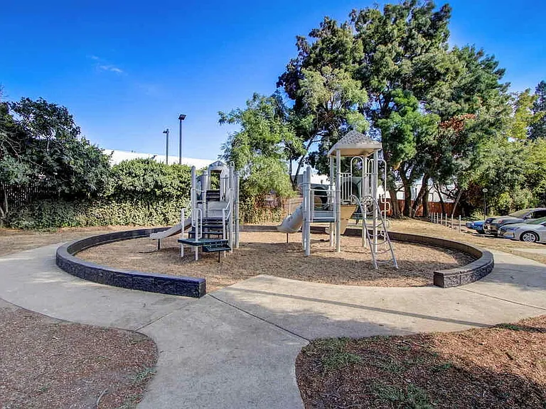 Gold Ridge Tot Lot