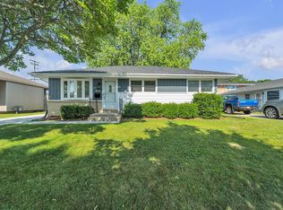 2616 Loraine Ave, Racine, WI 53404