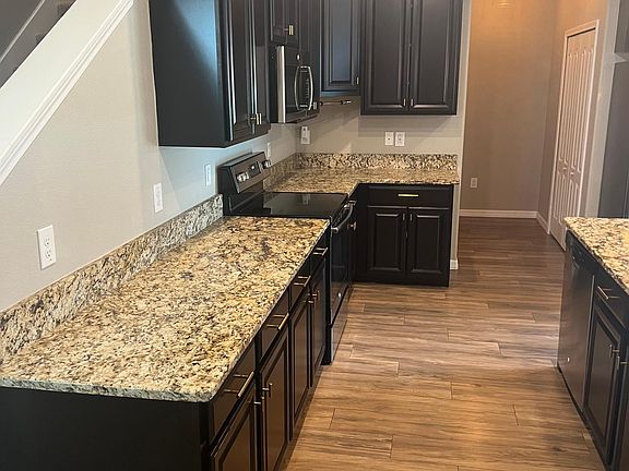 5th image of 13822 Reindeer Cir