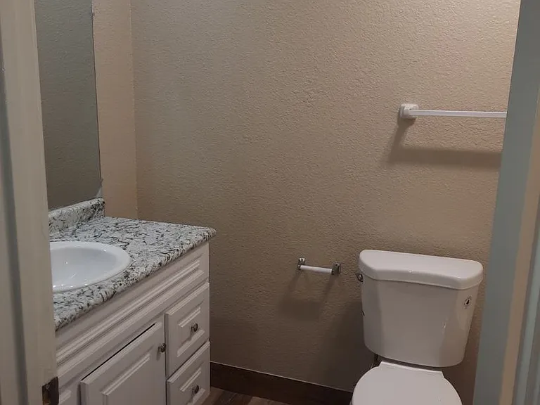 Canyon Club Apartments — Photo 80