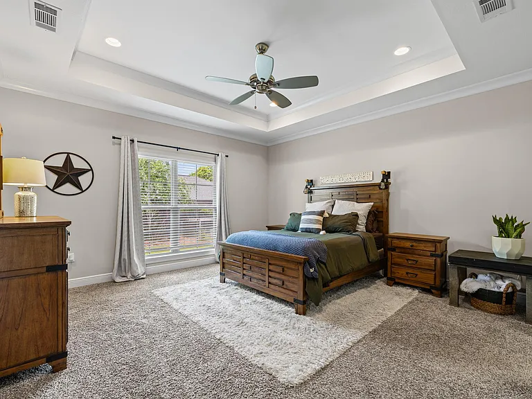 5945 W Cambridge Way — Photo 11