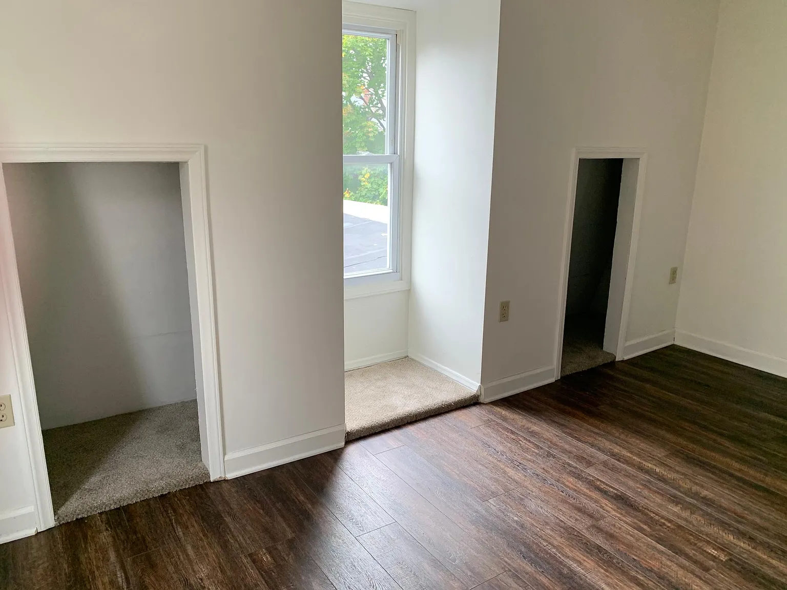 3 bed, $1,845 — Photo 2