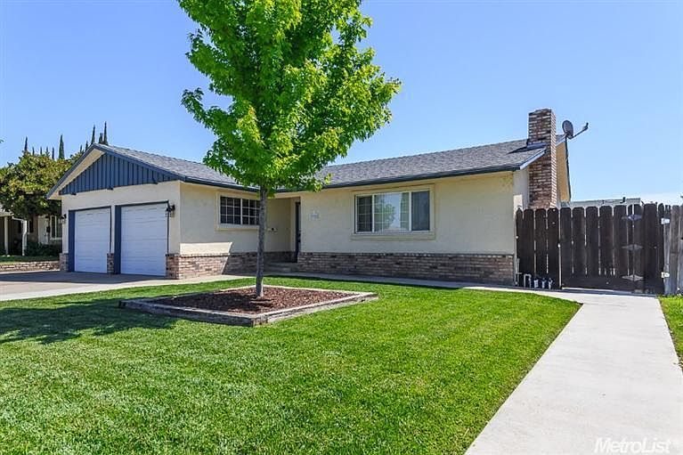 1st image of 1900 Lupin Ln
