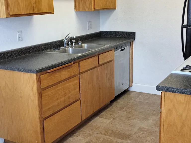 1141 Arthur St #3 — Photo 6