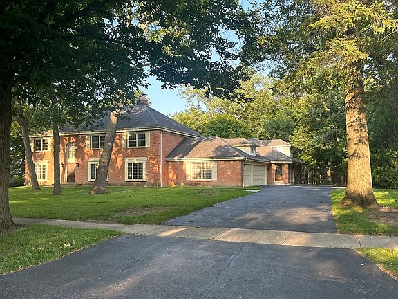 2nd image of 497 Douglas Dr