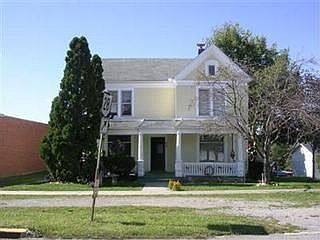 1st image of 54 E Main St