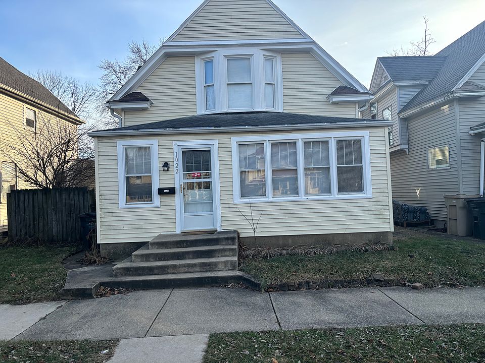 1st image of 1022 E Wayne St