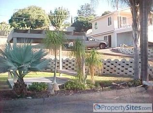 12207 Winter Gardens Dr, Lakeside, CA 92040