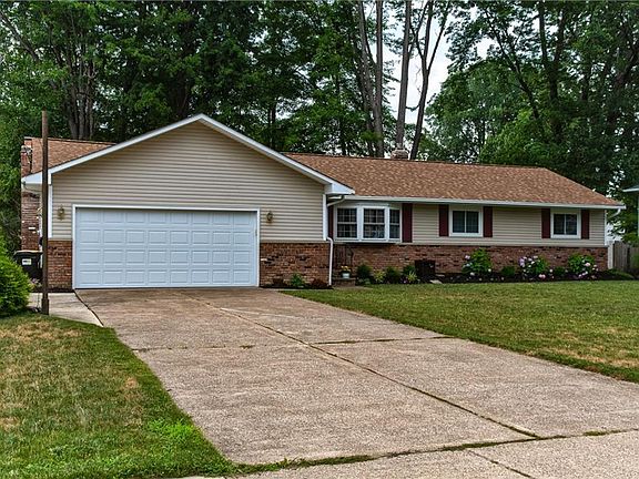 3rd image of 6284 Chase Dr