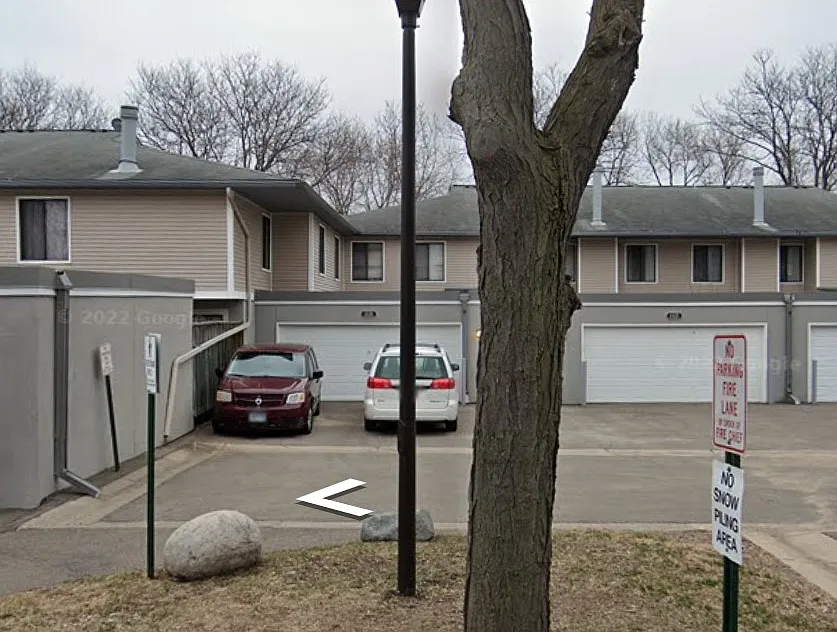 1131 Landmark Trl S