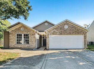8606 Liberty Mills Dr, Camby, IN 46113