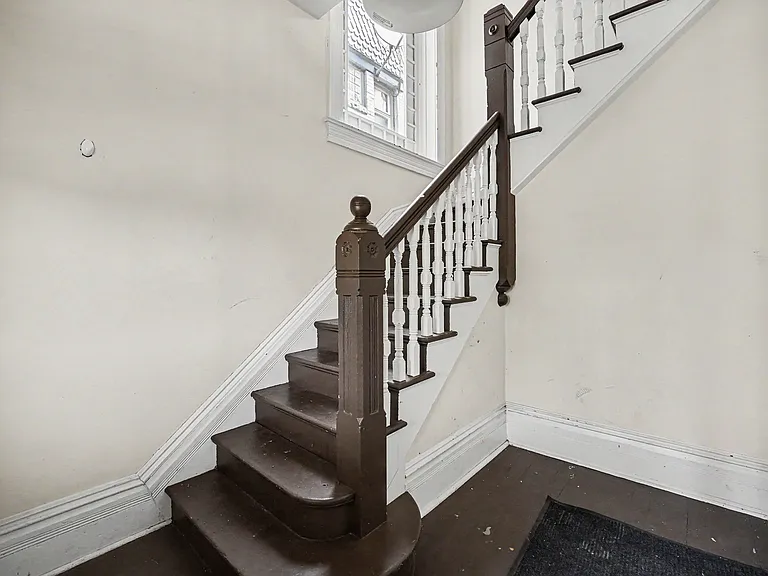 302 N Bannock St #B — Photo 17