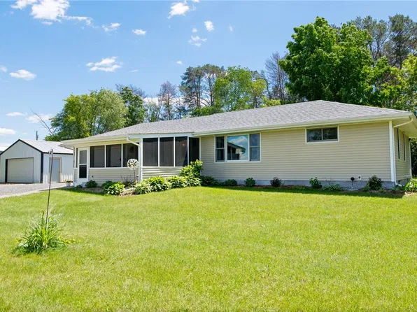 2002 40th Avenue, Osceola, WI 54020