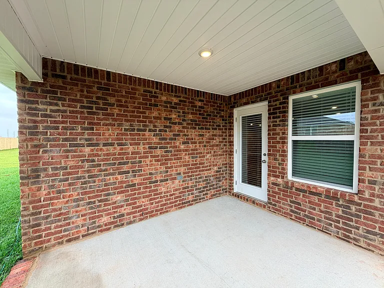 10555 Lowell St W — Photo 25