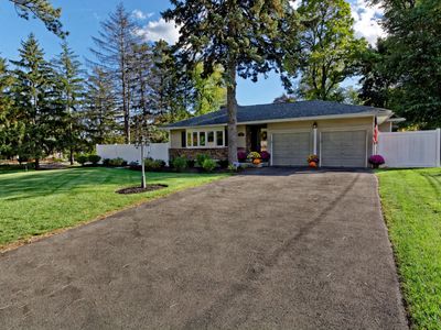 5 Turner Ln, Loudonville, NY, 12211