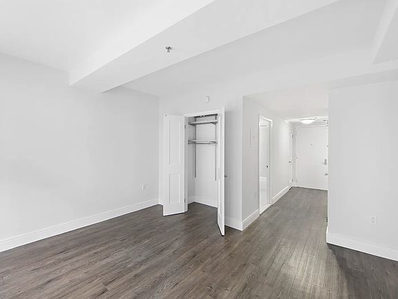 4th image of 354 E 91st St APT 503