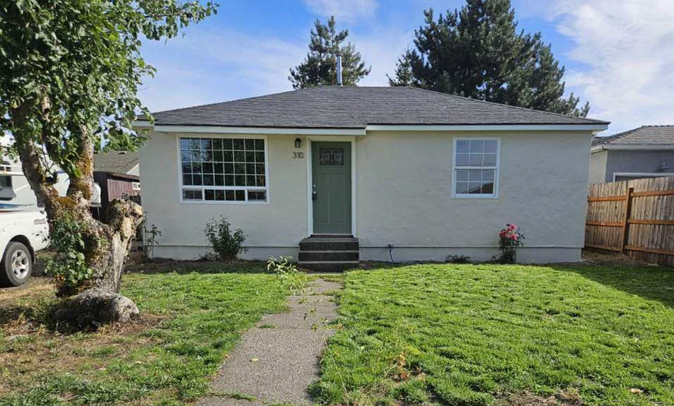 2 bed, $1,645 — Photo 1