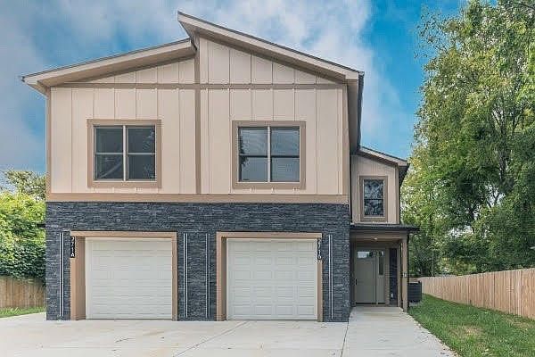 1st image of 271 Garry Dr #B