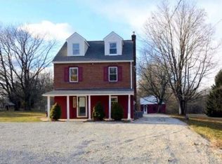 1912 Leithsville Rd, Hellertown, PA 18055