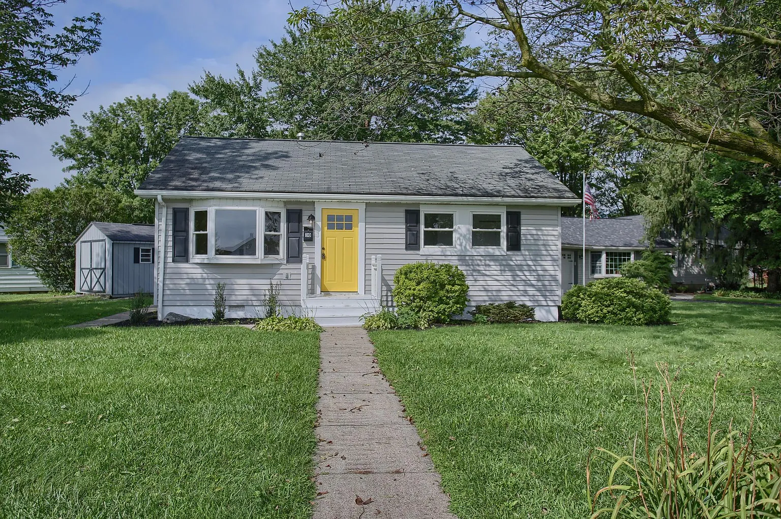 30 Klein Ave photo 1