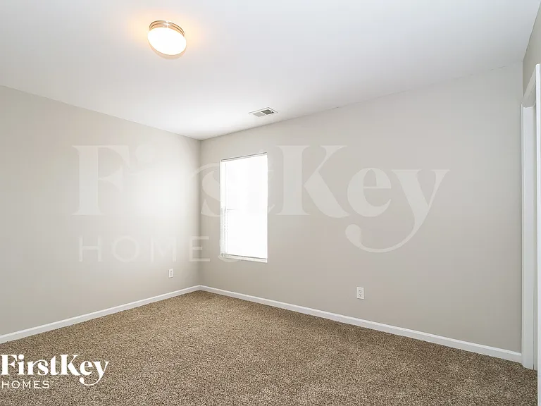 4630 Lauren Woods Ct — Photo 12