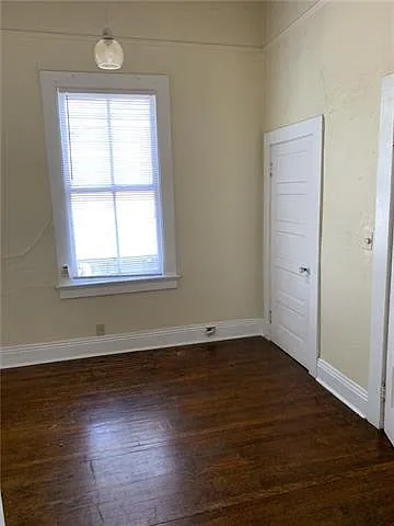 2405 Napoleon Ave #1/2 — Photo 11