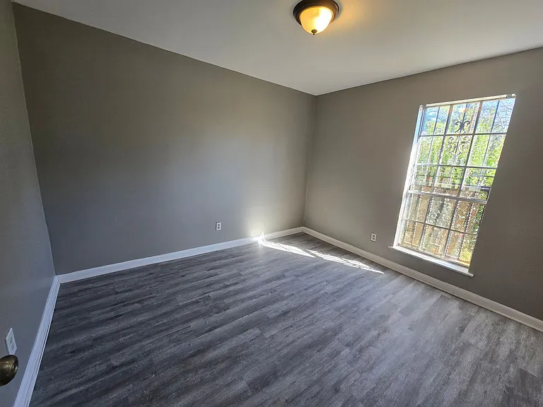 4104 Lone Oak Dr — Photo 7