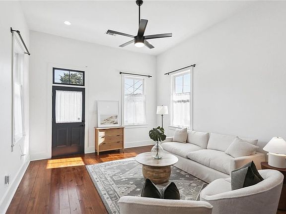 4th image of 503 Homer St