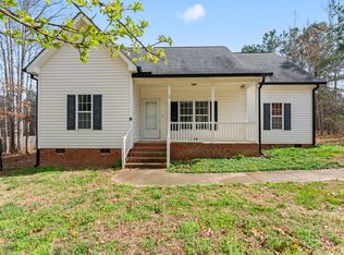 70 Harrison St, Zebulon, NC 27597
